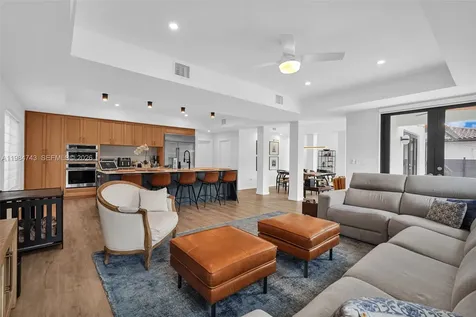 7993 NW 161st Terrace Miami Lakes FL 33016