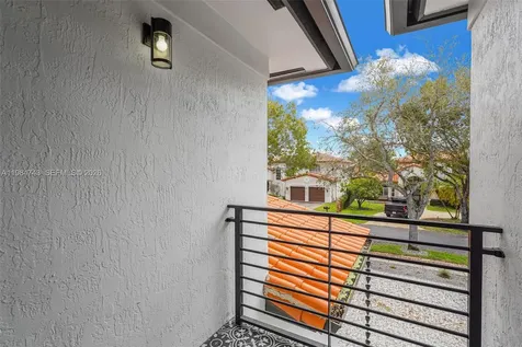 7993 NW 161st Terrace Miami Lakes FL 33016