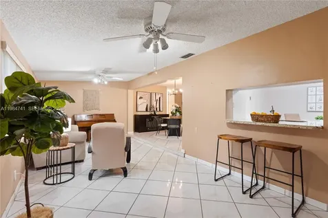 7600 W 12th Avenue Hialeah FL 33014