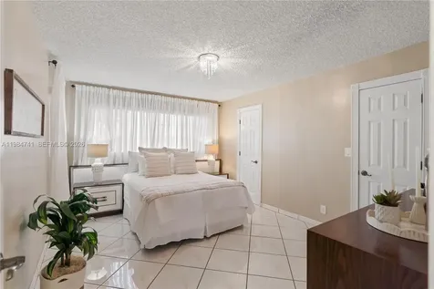 7600 W 12th Avenue Hialeah FL 33014