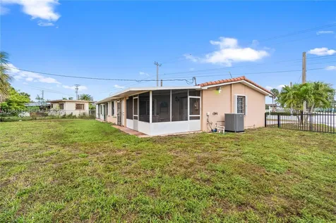 7600 W 12th Avenue Hialeah FL 33014