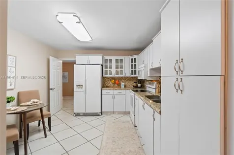 7600 W 12th Avenue Hialeah FL 33014