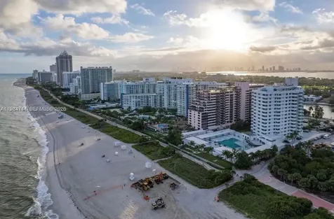 5255 Collins Avenue Miami Beach FL 33140