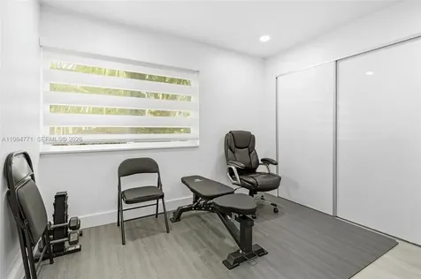 8027 Lake Drive Doral FL 33166
