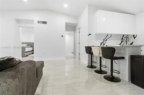 8027 Lake Drive Doral FL 33166
