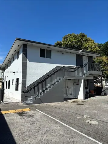 1429 NW 2nd Street Miami FL 33125