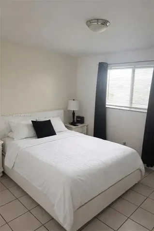 1429 NW 2nd Street Miami FL 33125