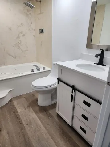 520 Brickell Key Drive Miami FL 33131