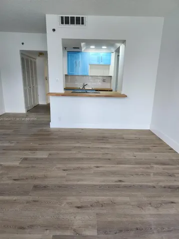 520 Brickell Key Drive Miami FL 33131