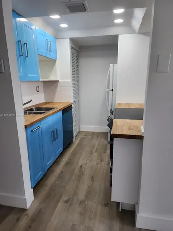 520 Brickell Key Drive Miami FL 33131