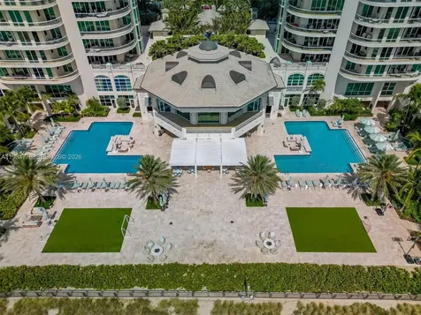 16047 Collins Avenue Sunny Isles Beach FL 33160