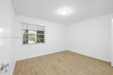 1401 SW 128th Terrace Pembroke Pines FL 33027