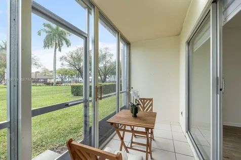 1401 SW 128th Terrace Pembroke Pines FL 33027