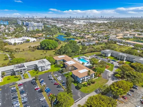 1101 Hillcrest Court Hollywood FL 33021