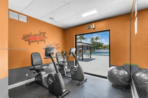 1101 Hillcrest Court Hollywood FL 33021