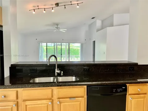 11854 SW 8th Street Pembroke Pines FL 33025