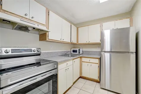 7160 NW 179th Street Hialeah FL 33015
