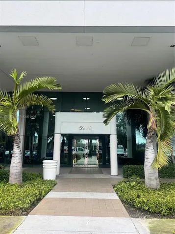5959 Waterford District Drive Miami FL 33126