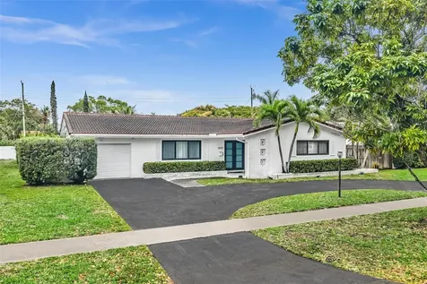 3909 Adams Street Hollywood FL 33021