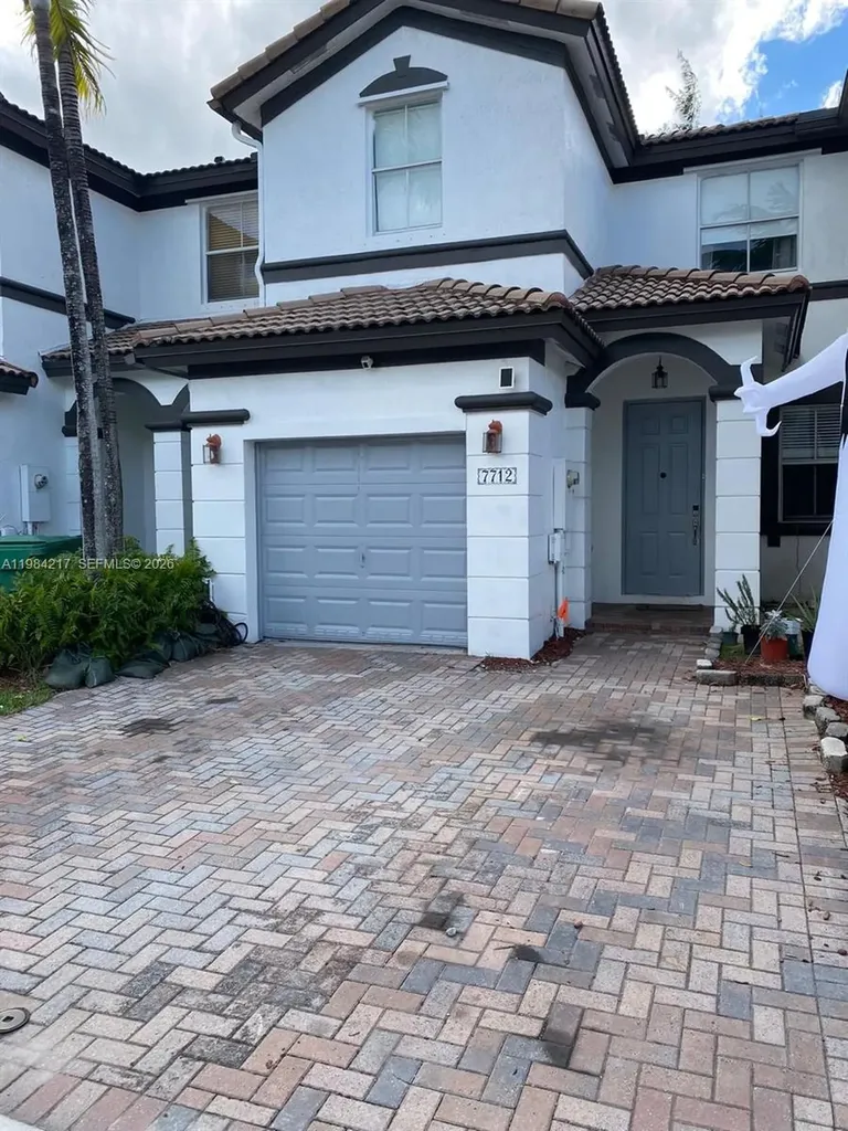 7712 NW 116th Place Doral FL 33178