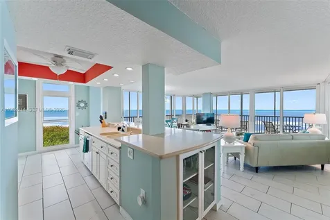 669 NE Plantation Road Hutchinson Island FL 34996