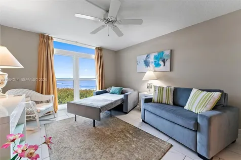 669 NE Plantation Road Hutchinson Island FL 34996
