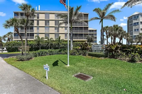669 NE Plantation Road Hutchinson Island FL 34996