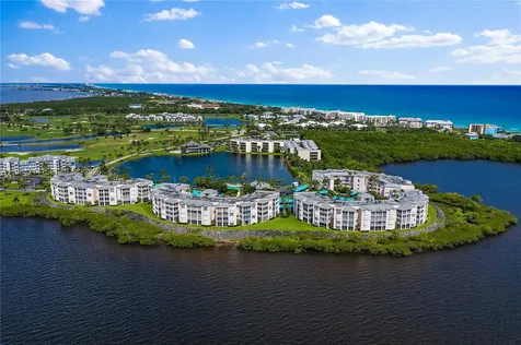 669 NE Plantation Road Hutchinson Island FL 34996