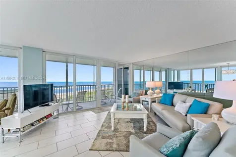 669 NE Plantation Road Hutchinson Island FL 34996