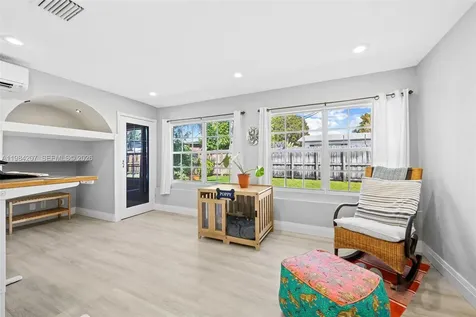 1431 NE 32nd Place Pompano Beach FL 33064