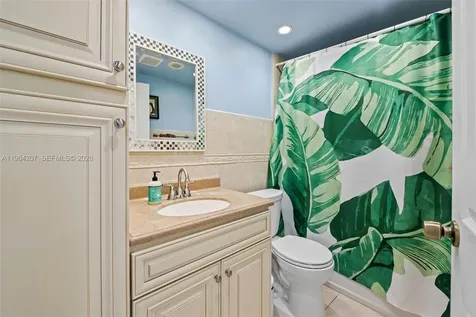 1431 NE 32nd Place Pompano Beach FL 33064