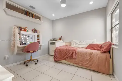 5321 SW 153rd Place S Miami FL 33185