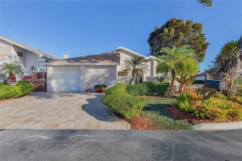 5321 SW 153rd Place S Miami FL 33185