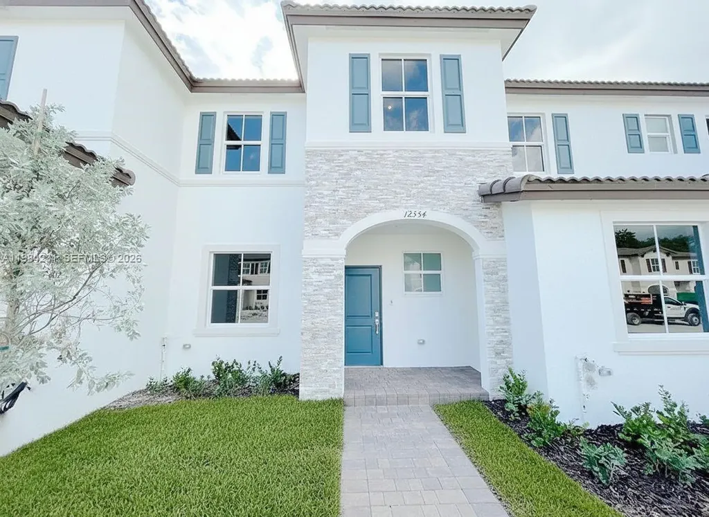 12354 NW 23rd Court Miami FL 33167
