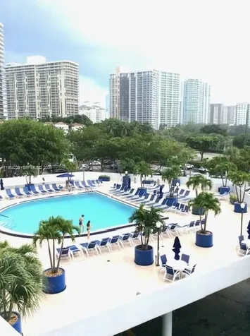 3701 N Country Club Drive Aventura FL 33180