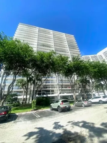 3701 N Country Club Drive Aventura FL 33180