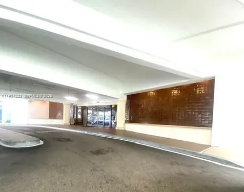 3701 N Country Club Drive Aventura FL 33180