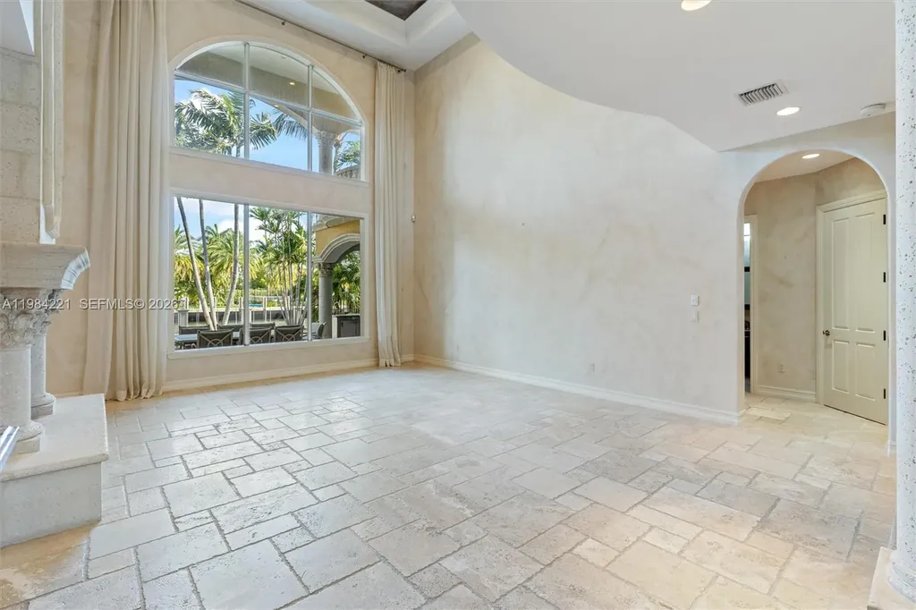 1701 SE 10th Street Fort Lauderdale FL 33316