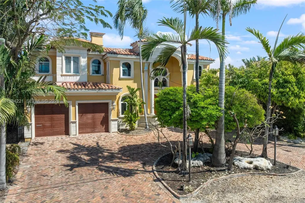 1701 SE 10th Street Fort Lauderdale FL 33316