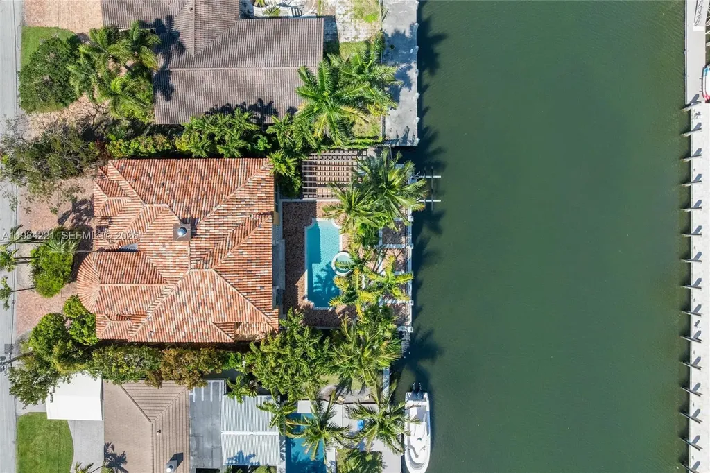 1701 SE 10th Street Fort Lauderdale FL 33316
