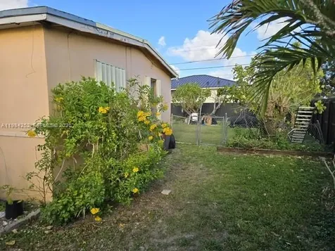 4135 SW 116th Avenue Miami FL 33165