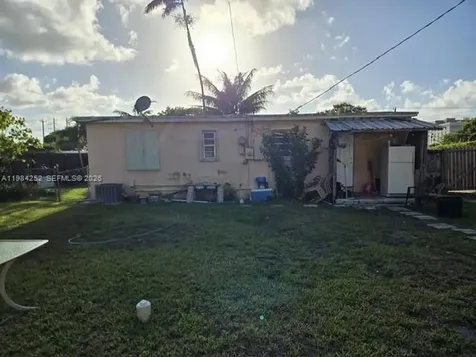4135 SW 116th Avenue Miami FL 33165