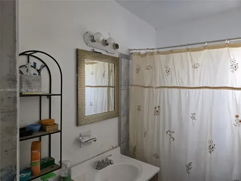 4135 SW 116th Avenue Miami FL 33165