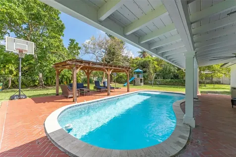 12945 SW 82nd Avenue Pinecrest FL 33156