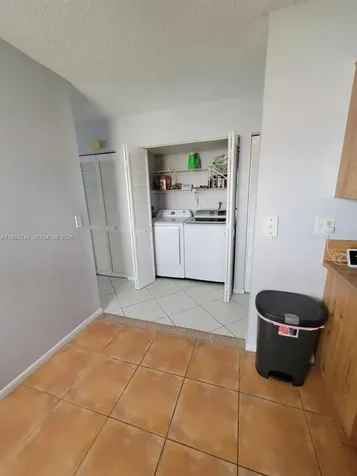 9787 Riverside Drive Coral Springs FL 33071