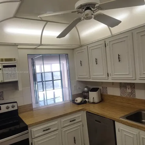 800 Parkview Drive Hallandale Beach FL 33009