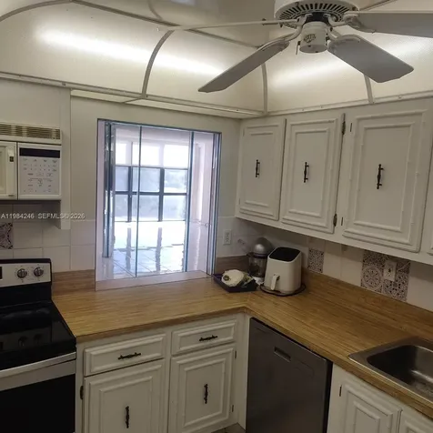 800 Parkview Drive Hallandale Beach FL 33009