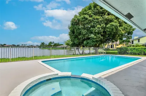 17611 Lake Park Road Boca Raton FL 33487