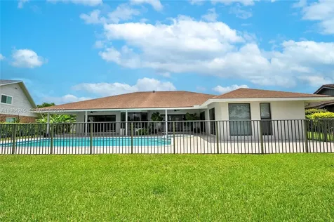 17611 Lake Park Road Boca Raton FL 33487
