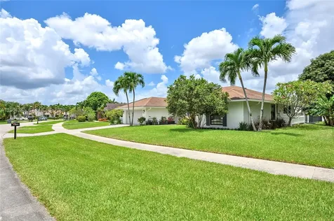17611 Lake Park Road Boca Raton FL 33487